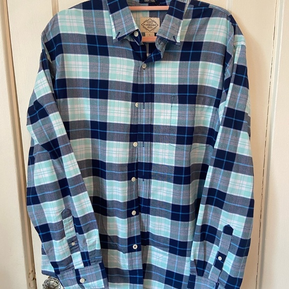 St. John's Bay Other - St. John's Bay EUC Blue Casual Button Down Shirt Men’s L